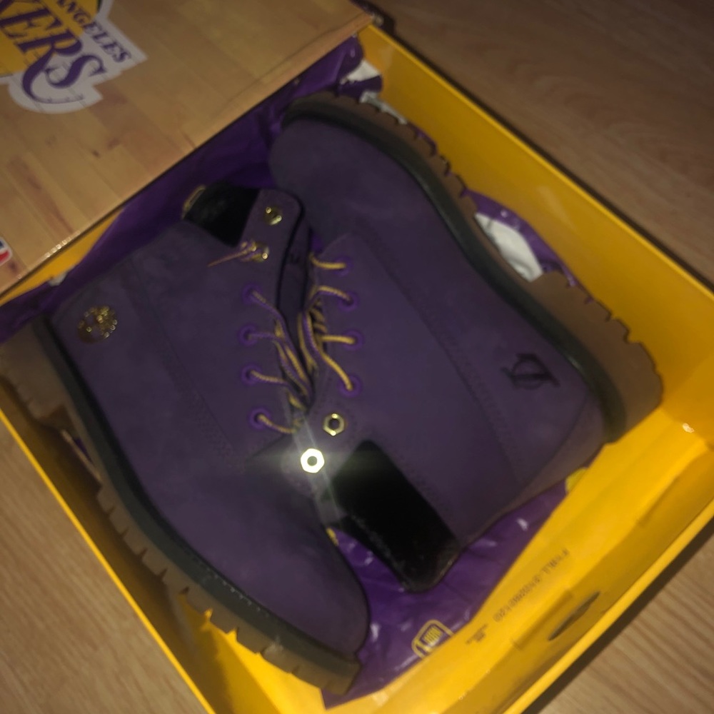 Laker Addition Timb’s - Picture 2 of 4